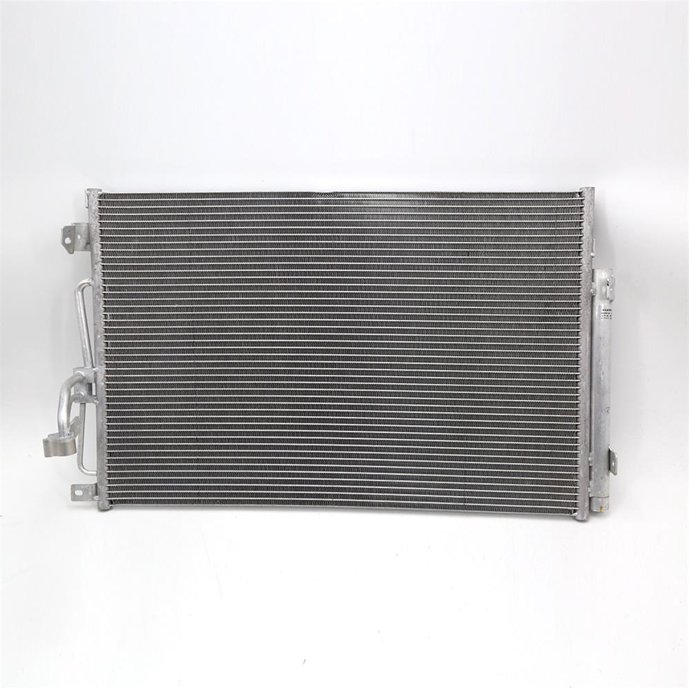 1016018206 GEELY Car Vision X6 1.4T ilmastointilaite Jäähdyttimen lauhdutin